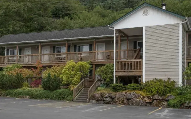 The Ketch Inn