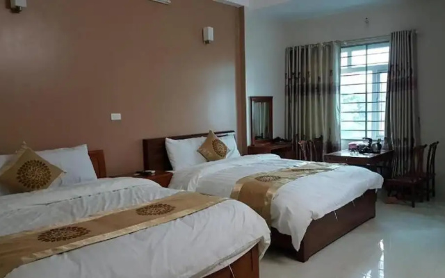 Love Hotel KDT Van Phu- by Bay Luxury