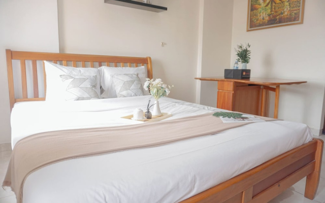 Serene Studio Apartment At Margonda Residence 2