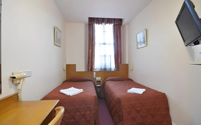 Berkeley Court Hotel