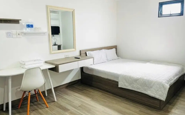 Royal Hotel & Apartment