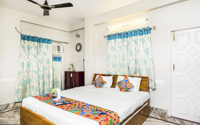 FabHotel Ghosh Villa Guest House