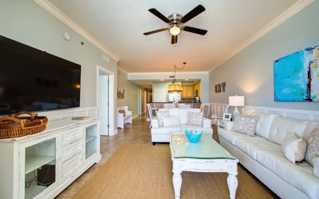 Azure 212 4 Bedroom Condo