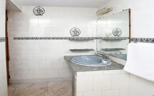 Village Inn By OYO Rooms