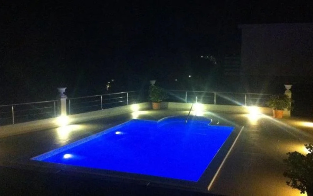 Villa Pincevic