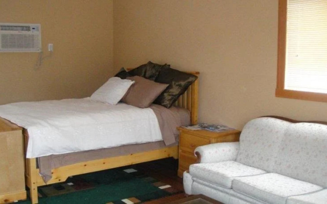 The Chauffeur's Quarters
