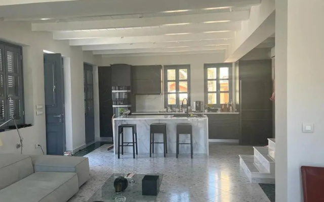 Stunning 4 bedroom villa on Kastellorizo