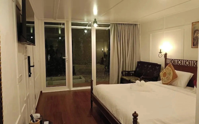 Baan Debtida