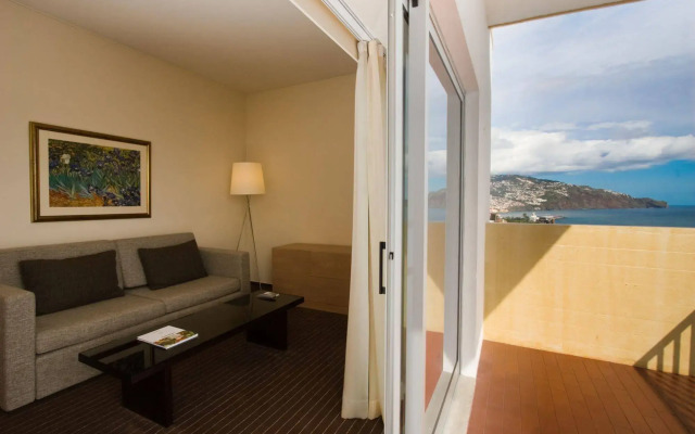 Hotel Girassol - Suite Hotel