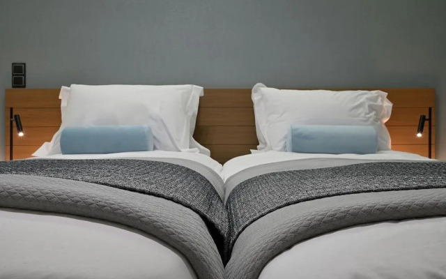 The Lop Athens Holiday Luxury Suites