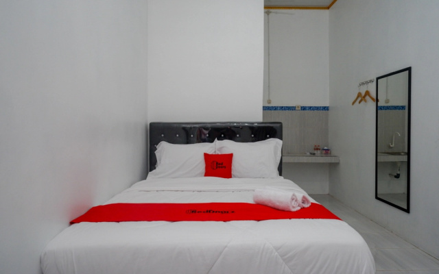 Reddoorz Near Universitas Semarang 2