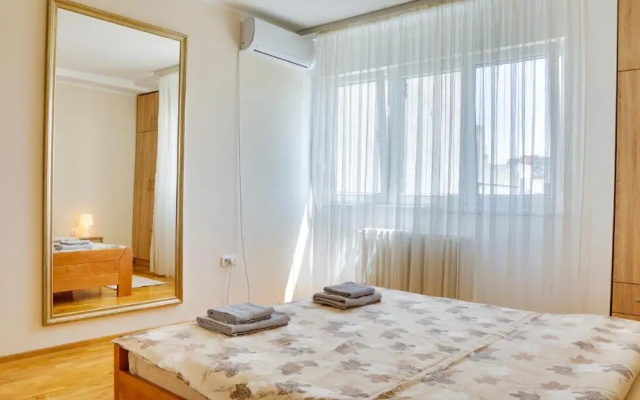 MILICA 65m2, Free parking & Wi-fi