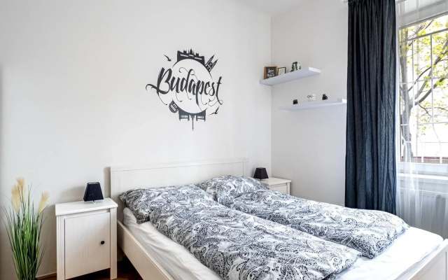 Colors Apartment