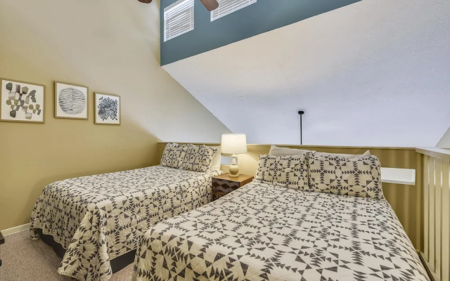 Southwind by Book That Condo