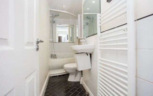 1 Bedroom Flat in West Central London