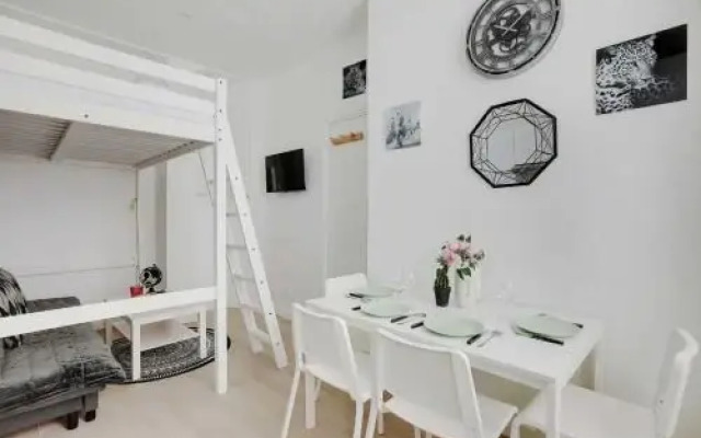 Magnifique Studio 1BR/4P - Guy Moquet / Brochant