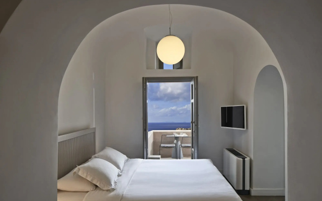 Old Castle Oia
