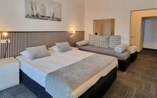 Hotel Bio