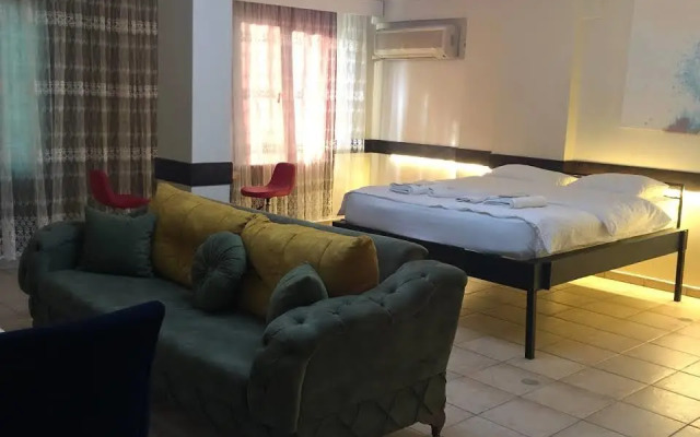 Khalkedon Suite