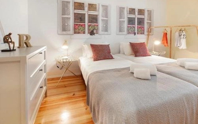 Rent4Days Dom Carlos Apartments