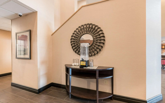 Comfort Suites Monroe