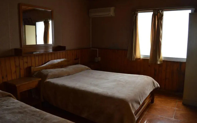 Tia Hotel