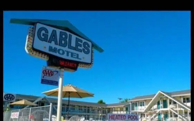 Gables Motel