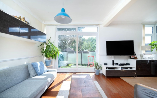Cosy One-bedroom Flat in Bromley
