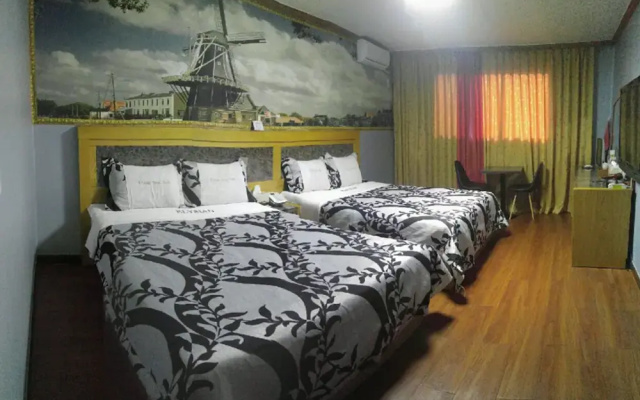 Elysian Hotel