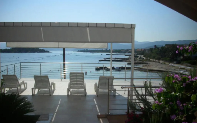 Apartments Kala