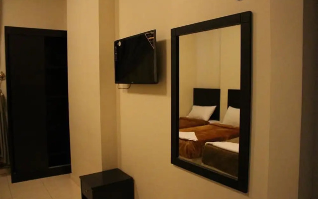 Kunuz Aloumr Hotel