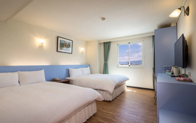 Apple Hotel