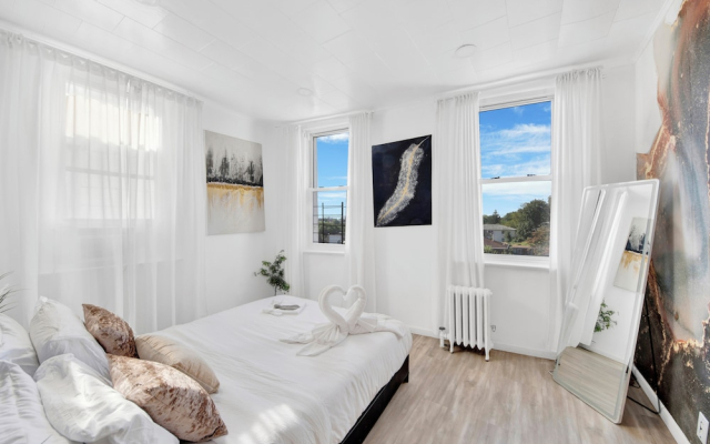 Luxury NY Home 3BR with Easy Parking