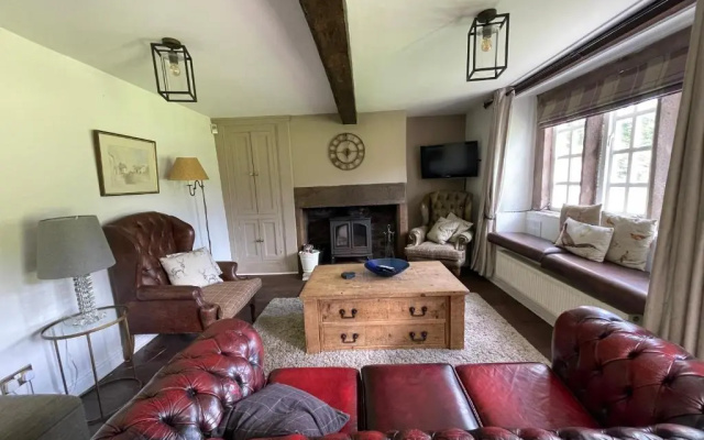 Marl Hill House