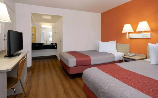 Motel 6 Santa Maria, CA - North