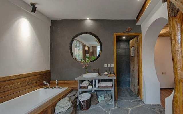 Waterfall Boutique Inn