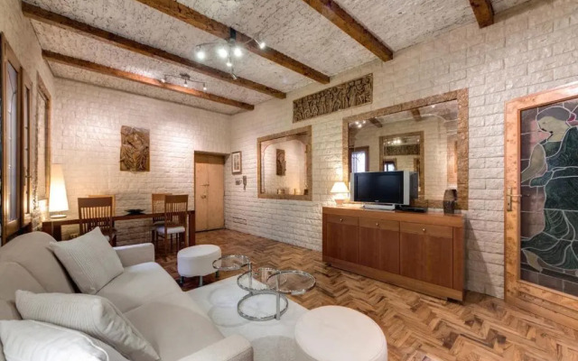 Fontana di Trevi Charming Apartment CIR 15280