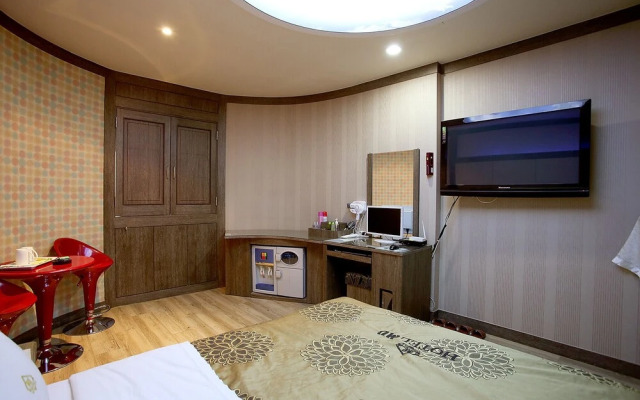 Pocheon Mu