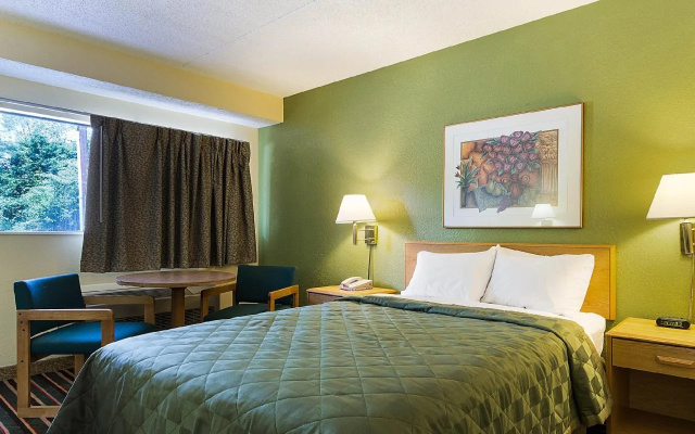 Motel 6 Ashland, OH