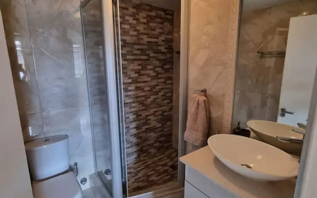 Luxurious Sea Point Apartment