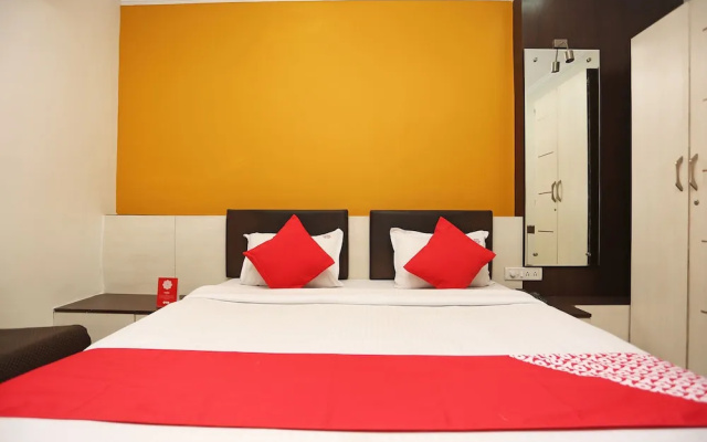 Deluxe Hotel Gaurav Palace