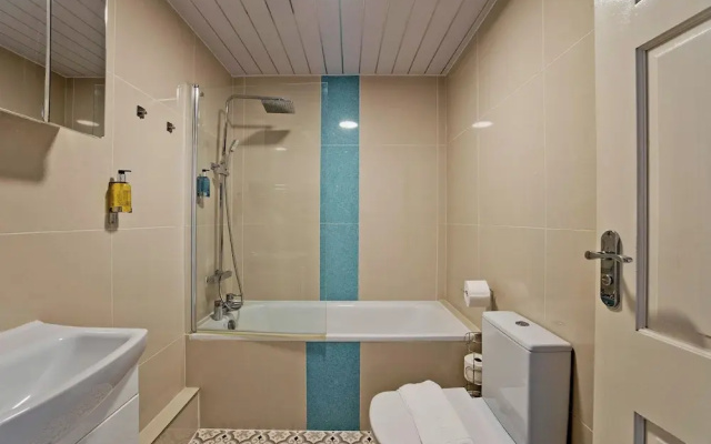Imperial Balfe Street Apartment