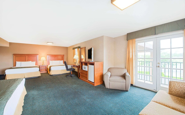 Ramada by Wyndham Flagstaff East