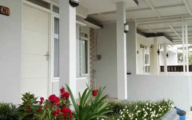 Villa Puncak Garuda C8