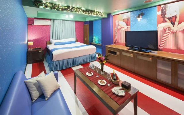 Hotel Blan Chapel Christmas Narita (Love Hotel)