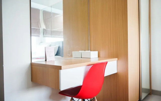 Cozy and Lovely Studio Apartment at B Residence