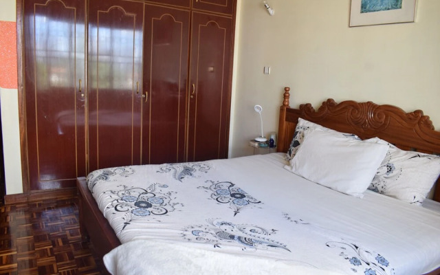 Babz Palatio Residence