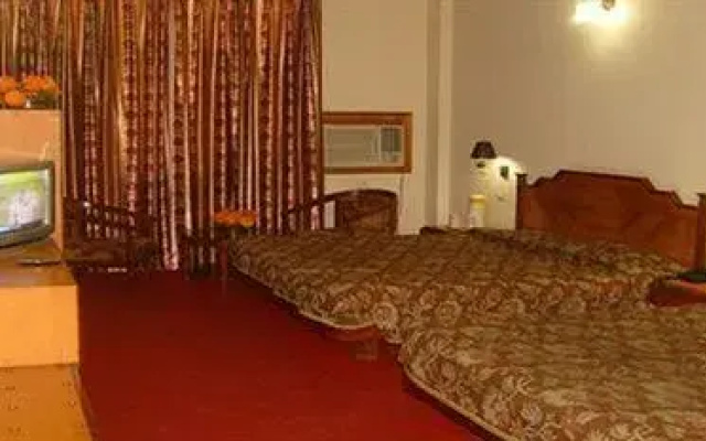 Hotel Varun