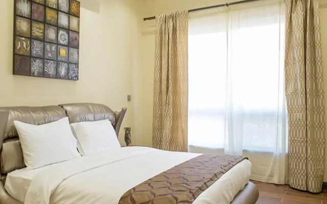 Enjoy the Fabulous Amenities Offerd at The Lanmark Suites