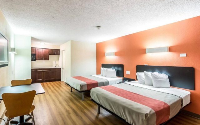 Motel 6 New Brunswick